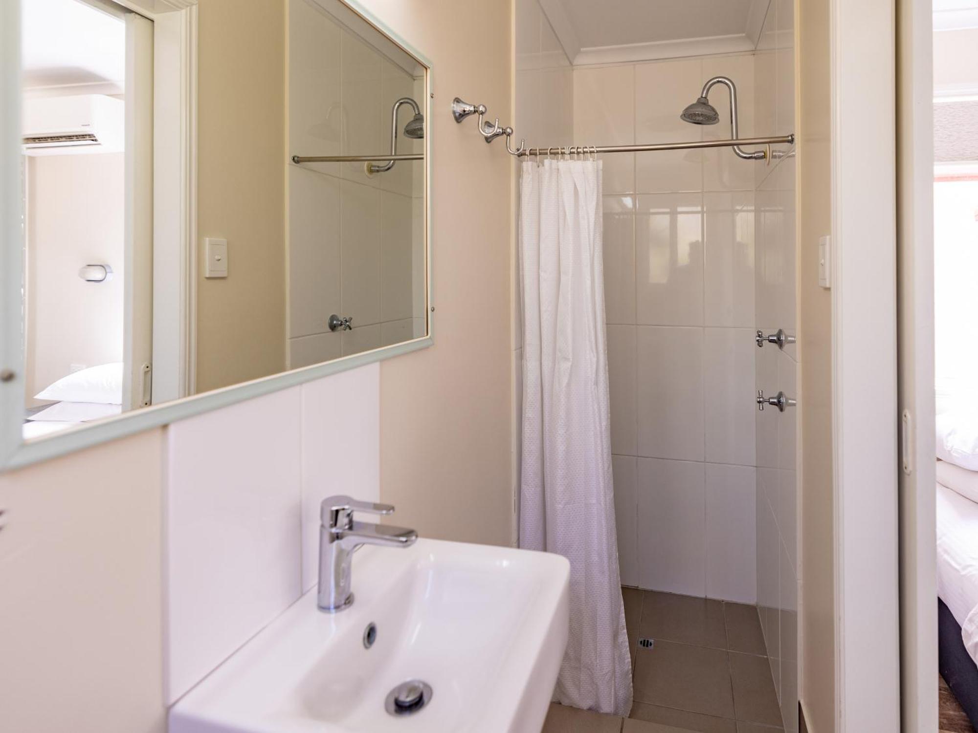 NRMA Capricorn Yeppoon Holiday Park Kinka Habitación foto
